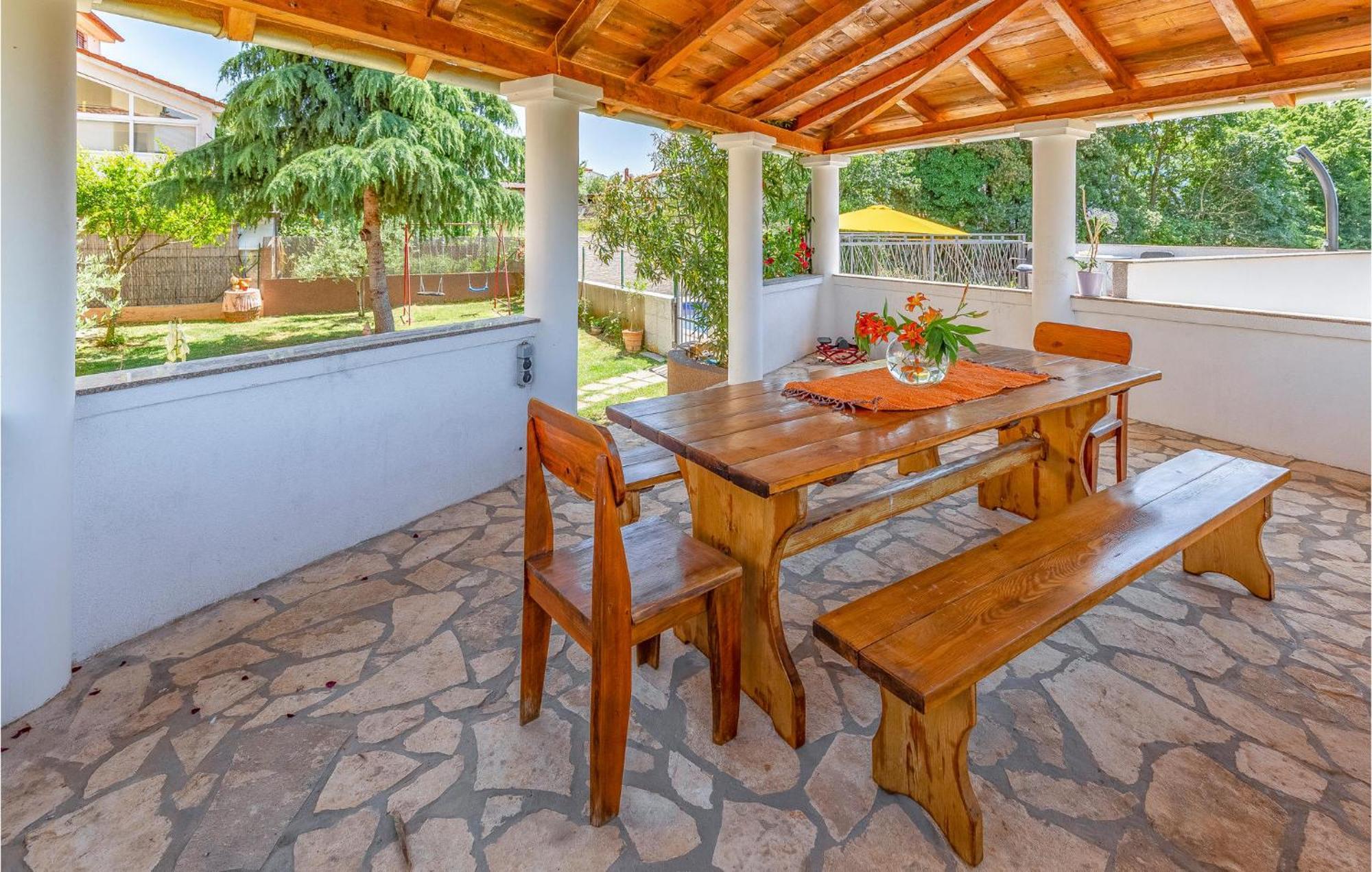 Gorgeous Apartment In Pula With Kitchen Exterior foto