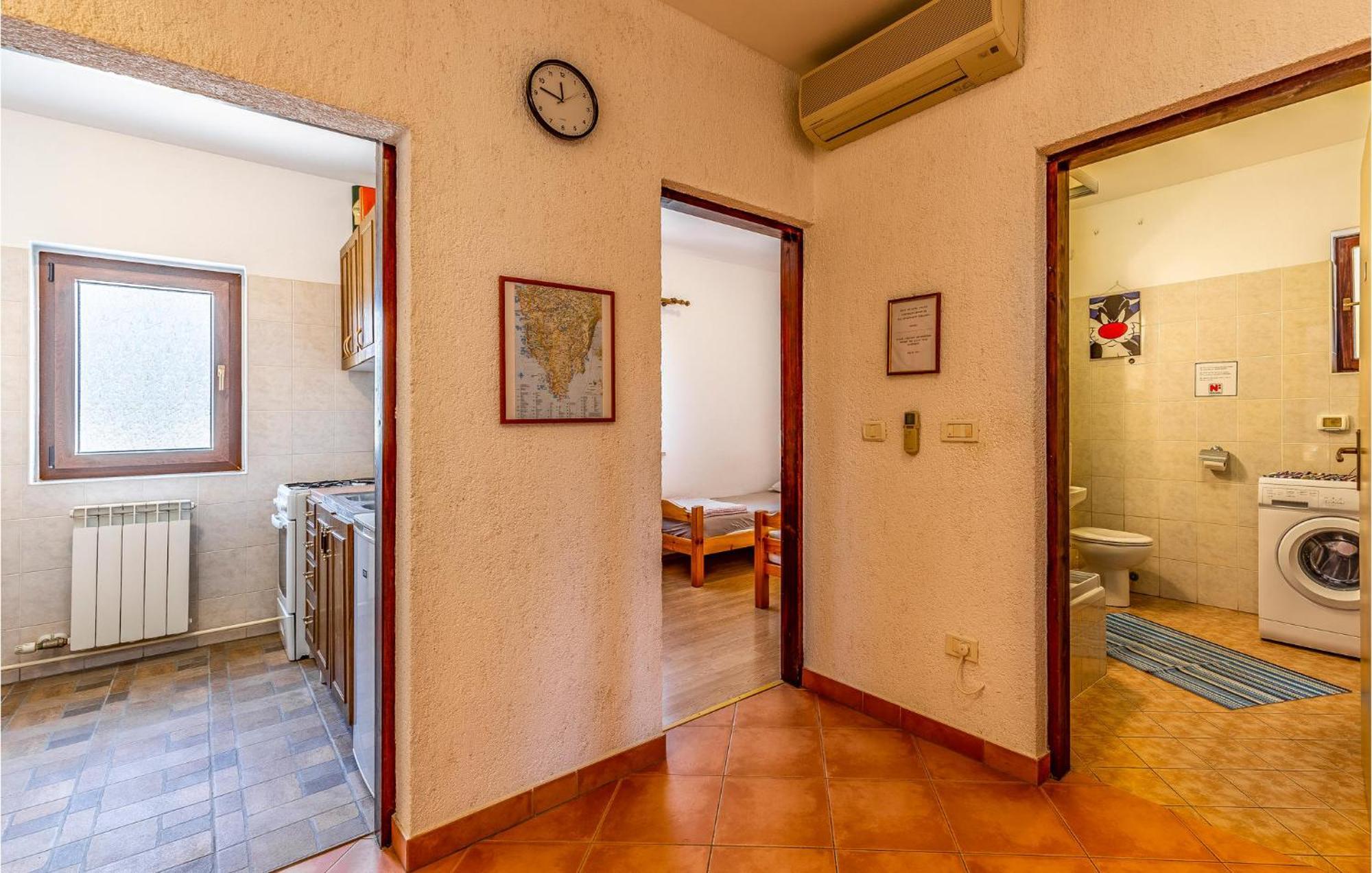 Gorgeous Apartment In Pula With Kitchen Exterior foto